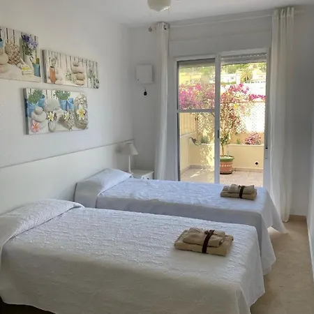 - 2 Bedroom 2 Bathroom Townhouse - Residencial Cala Manzanera Calp